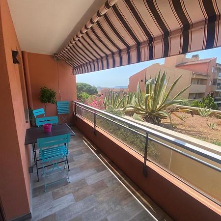סן-מקסים Appartement Vue Mer Avec Place De Parking Privee מראה חיצוני תמונה