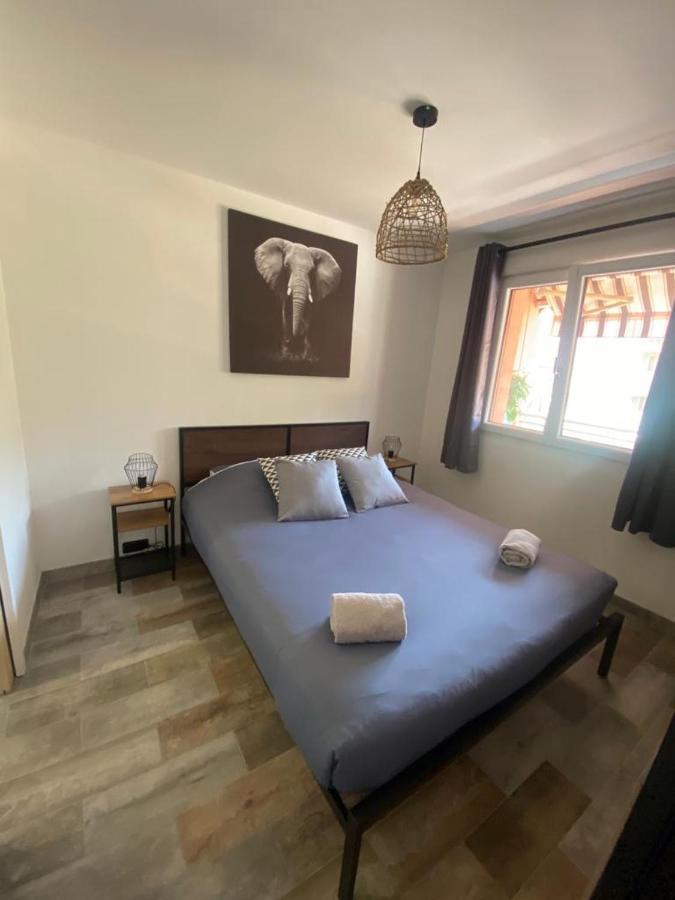 סן-מקסים Appartement Vue Mer Avec Place De Parking Privee מראה חיצוני תמונה